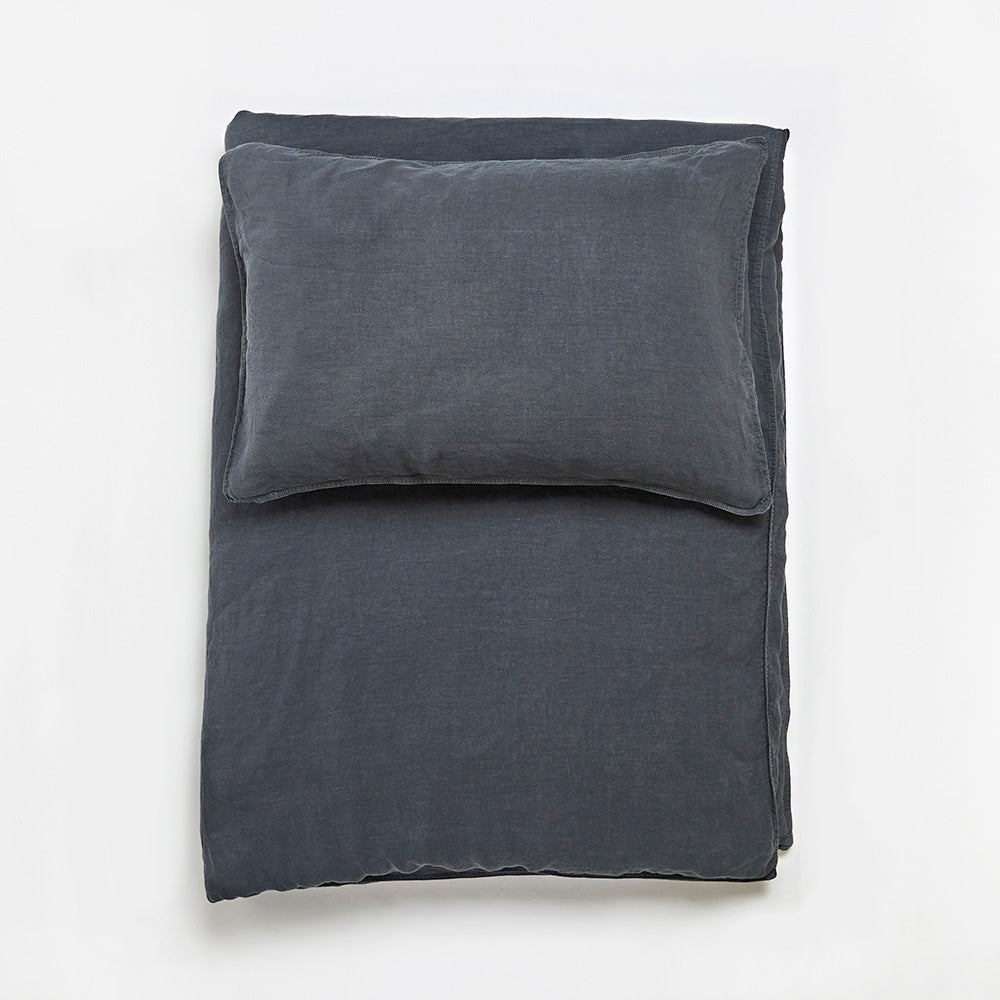 Linus pillowcase