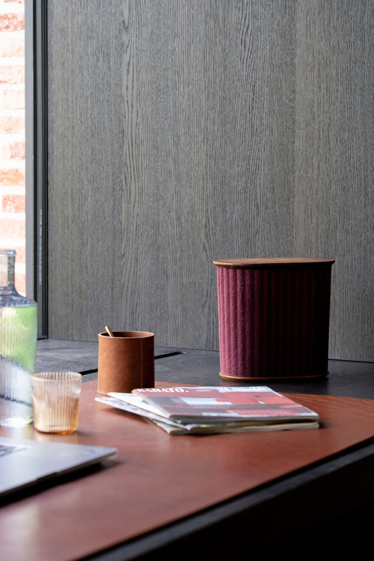 Quyet home wood